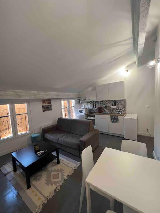 Magnifique T3 Duplex Apartment Aubagne Ngoại thất bức ảnh